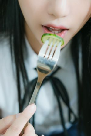 国产欧美一区二区精品久久久_免费高清日本成人在线