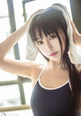 亚洲制服丝袜自拍中文字幕_电影无删减版