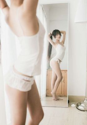 av制服在线_1080P高清免费观看