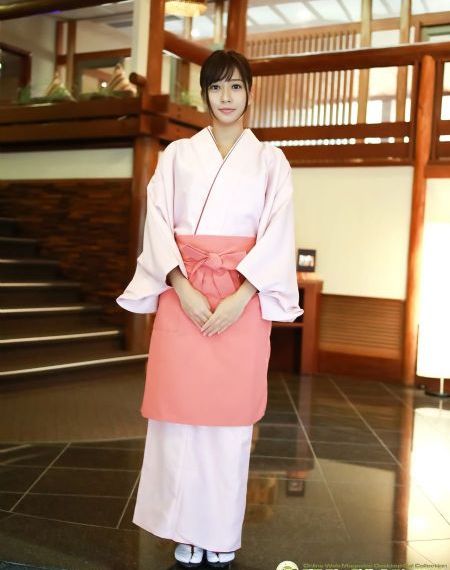 亚洲人妖女同在线播放_蓝光天堂在线